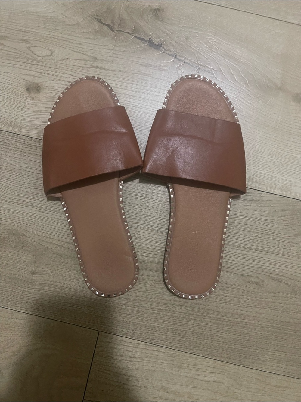 TOP Moda Brown Slide Sandals with Stud Trim